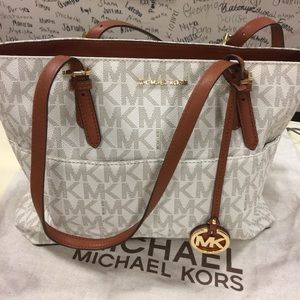Cream and tan Michael Kors shoulder bag